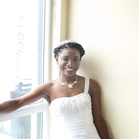 Stunning Princess Wedding Dress w/unique 1 Strap - Picture 4 of 6